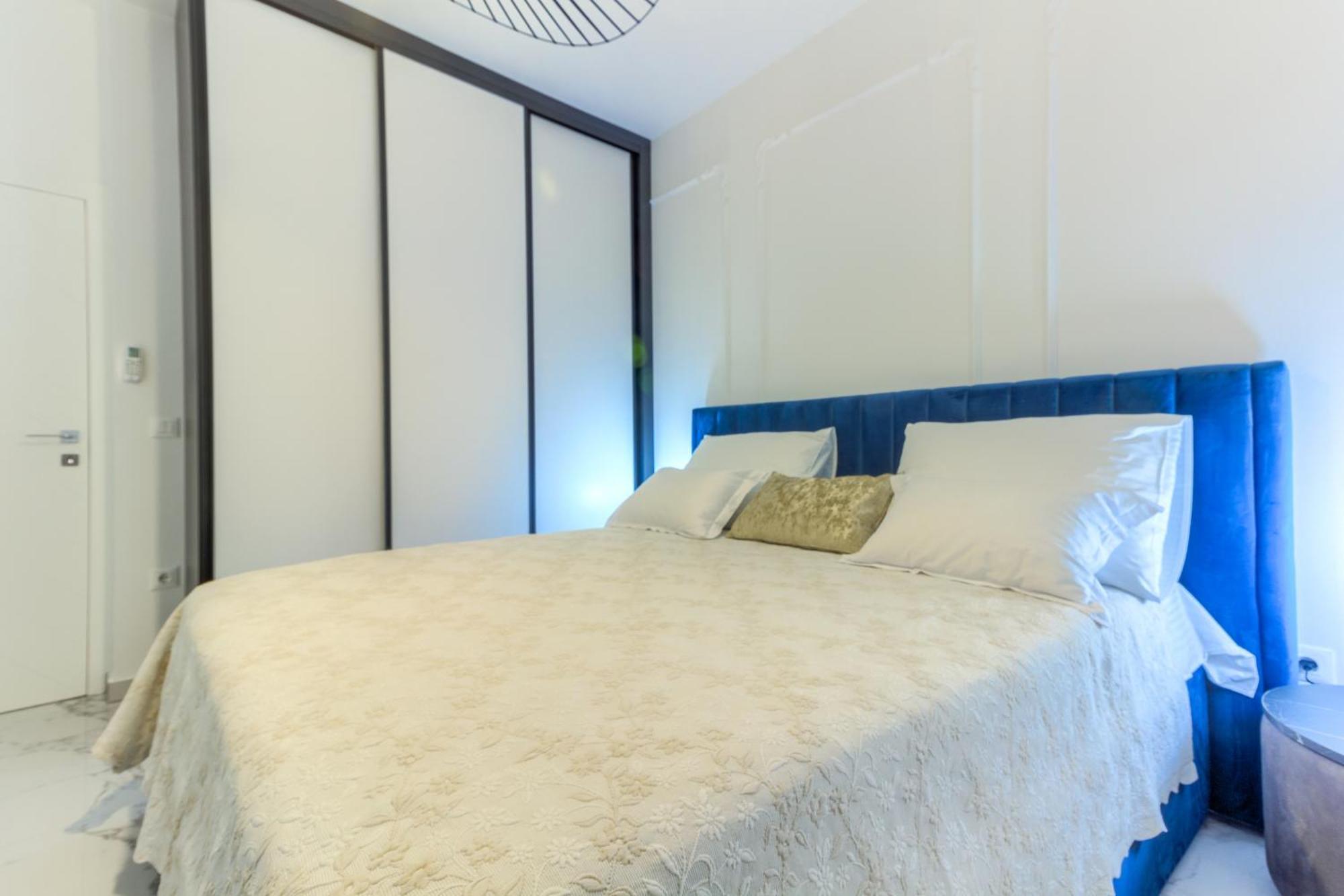 Danica With Heated Pool And Jacuzzi Villa Kastela
