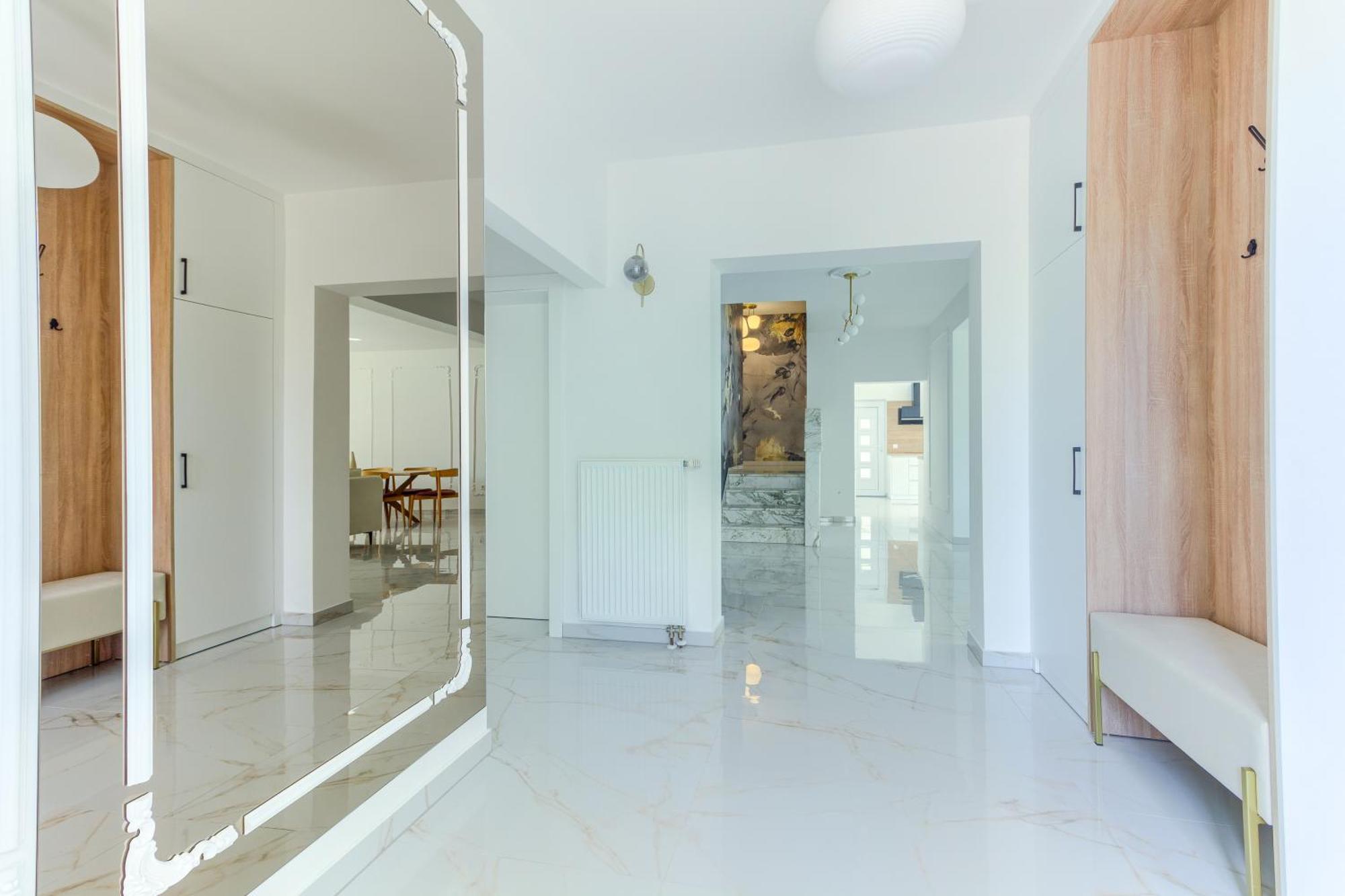 Villa Danica With Heated Pool And Jacuzzi *